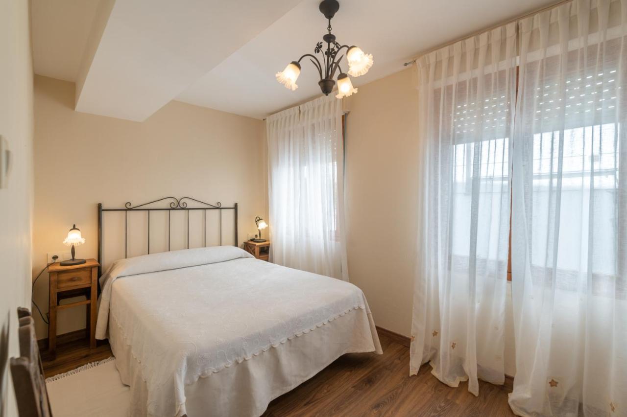 Pria, Apartamento En Ribadesella Bagian luar foto